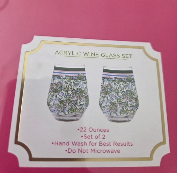 Lilly Pulitzer Floral Acrylic Wine Glass Set - Picture 3 of 6